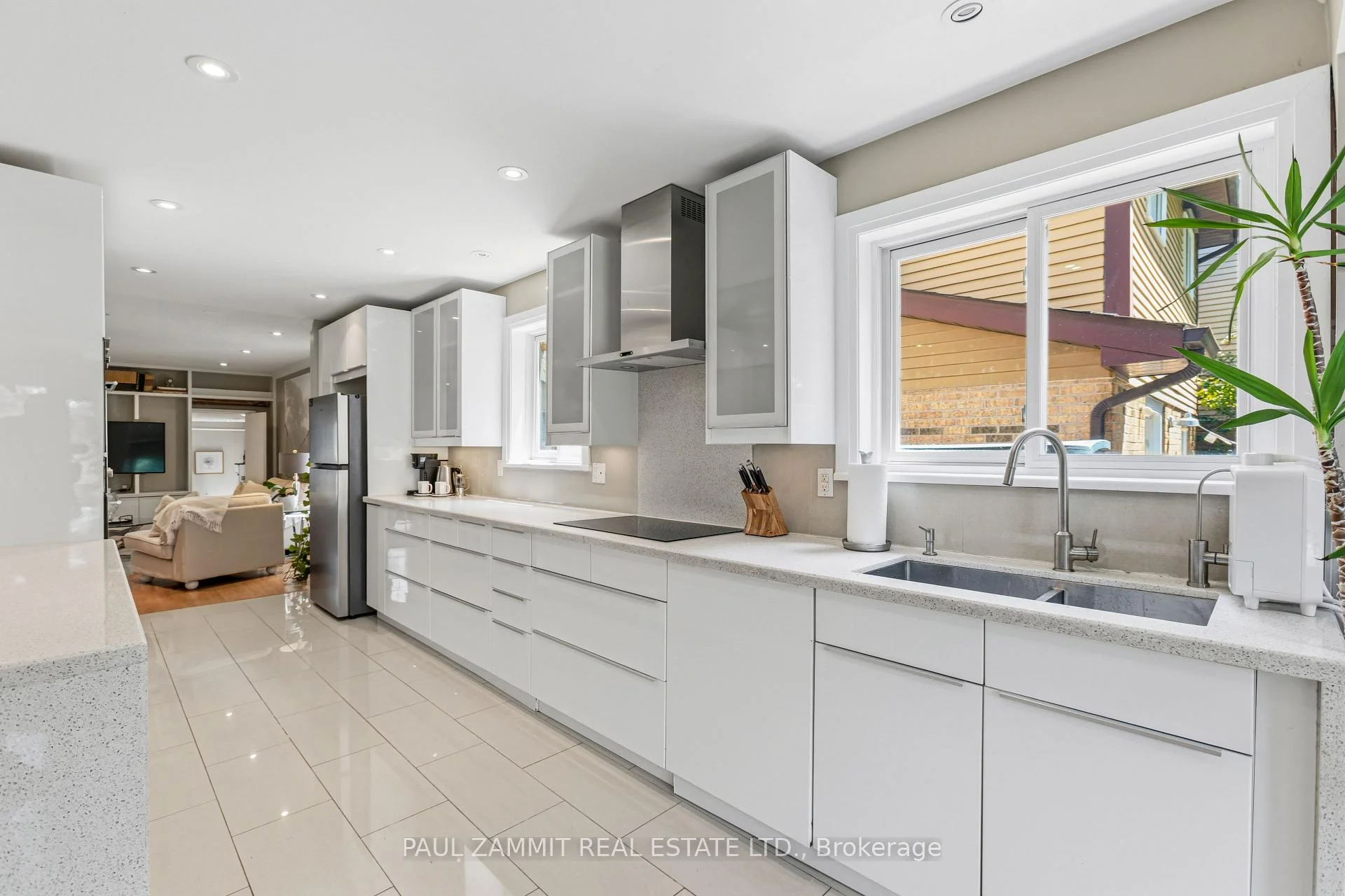 Photo 17 of 12 Kings College Road, Markham, Aileen-Willowbrook — HOMEH