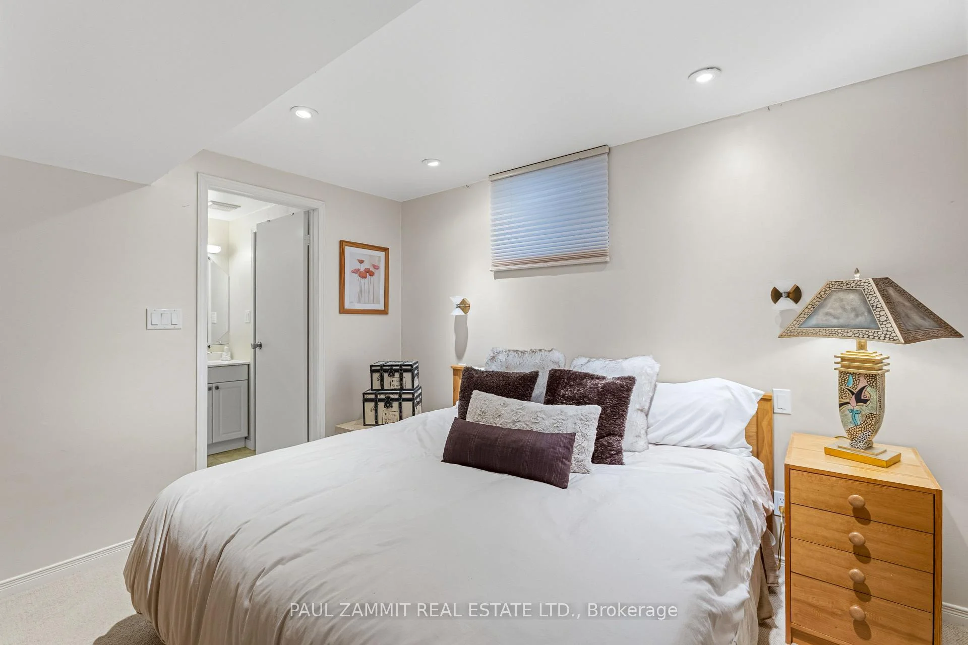 Photo 54 of 12 Kings College Road, Markham, Aileen-Willowbrook — HOMEH