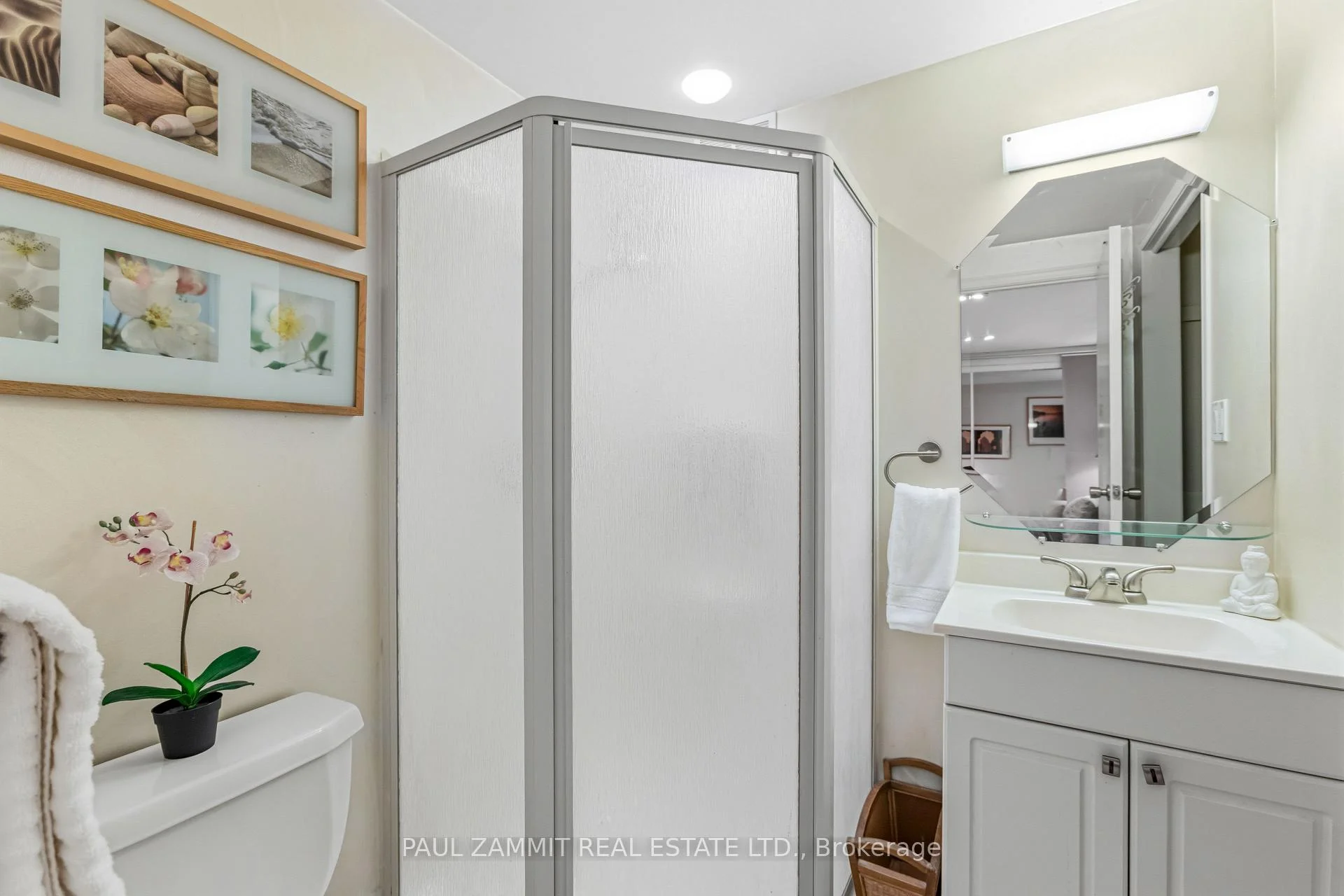 Photo 56 of 12 Kings College Road, Markham, Aileen-Willowbrook — HOMEH