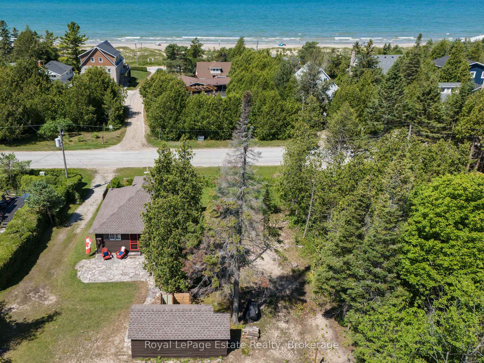 Photo 2 of 533 Second Avenue N, South Bruce Peninsula — HOMEH