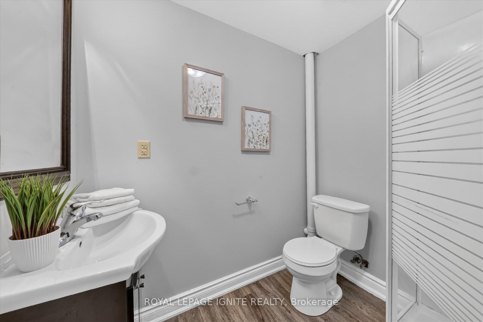 Photo 41 of 1569 Norwill Crescent, Oshawa, Samac — HOMEH