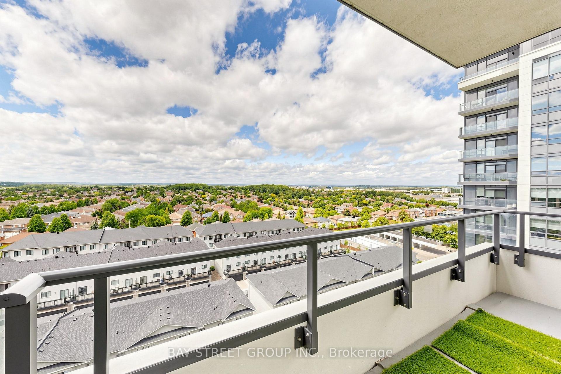 Photo 43 of Unit Ph02, 396 highway 7 Road E, Richmond Hill, Doncrest — HOMEH