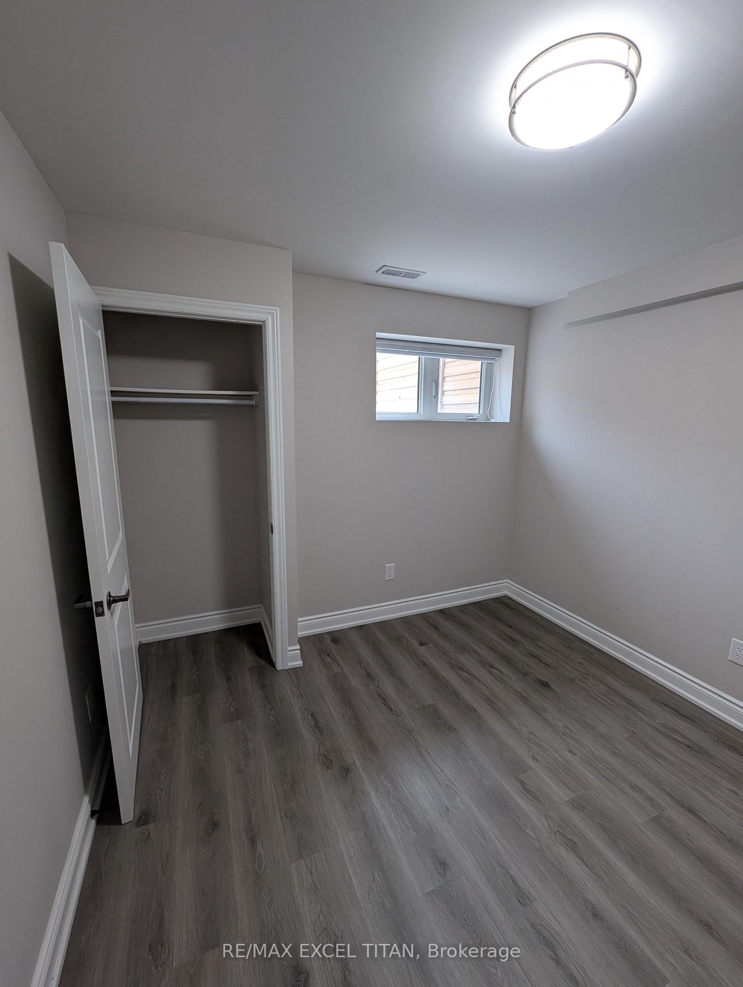 Photo 6 of Unit Bsmnt, 122 Factor Street, Vaughan, Kleinburg — HOMEH