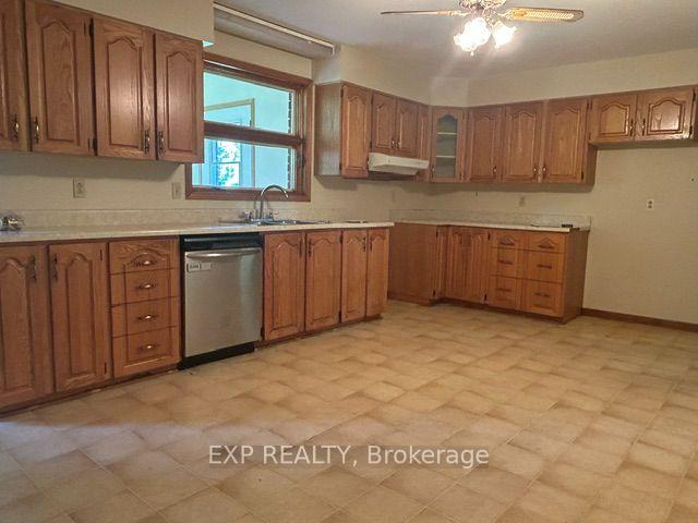 Photo 6 of 9327 Cooper Hill Road, Ottawa, Osgoode Twp North of Reg Rd 6 — HOMEH