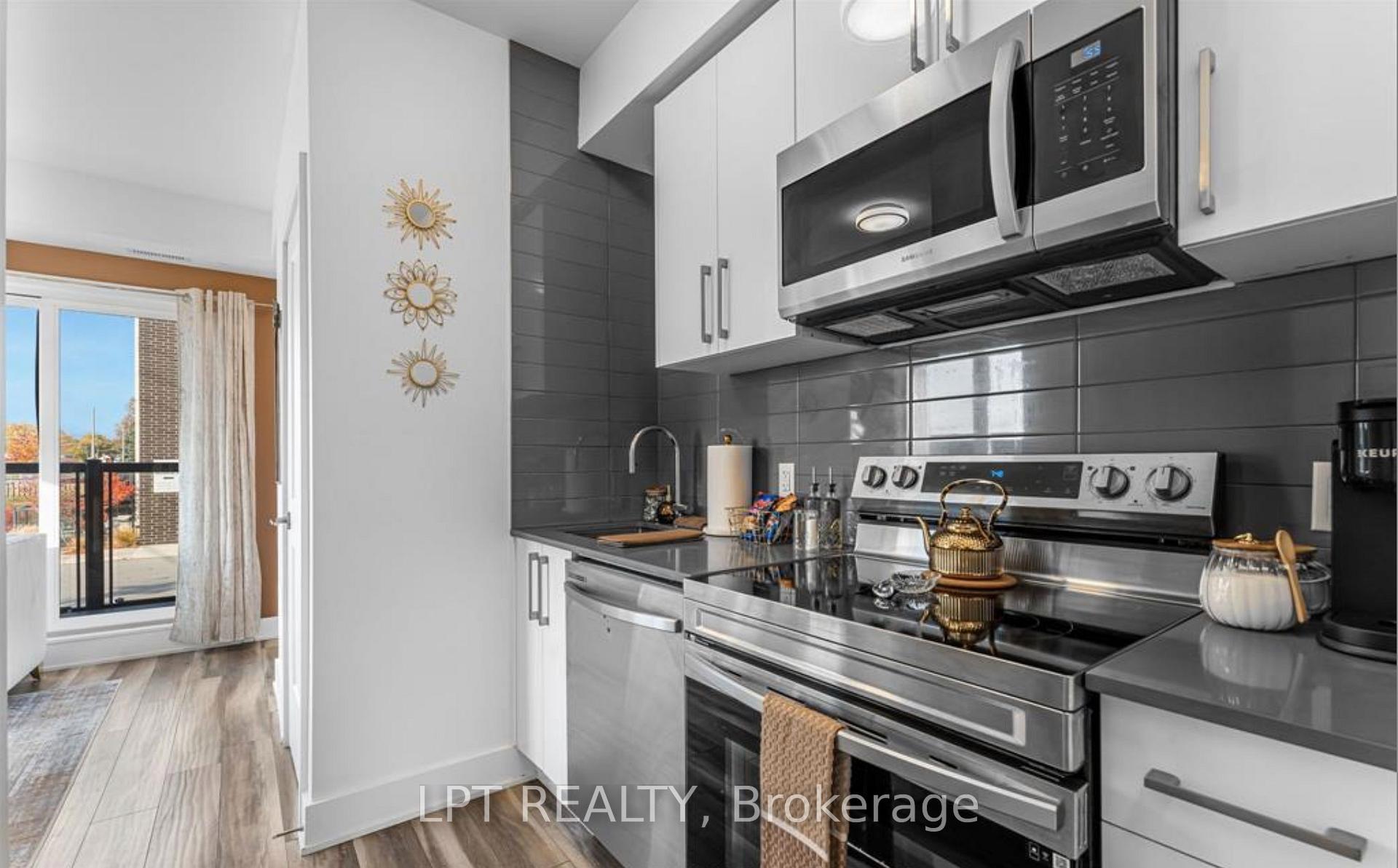 Photo 6 of Unit 213, 6065 Mcleod Road, Niagara Falls, Arad/Fallsview — HOMEH