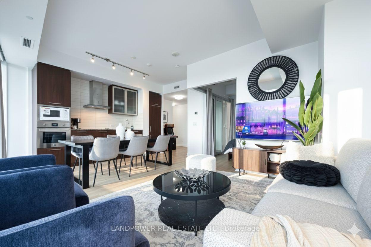 Photo 3 of Unit 6009, 14 York Street, Toronto, Waterfront Communities — HOMEH