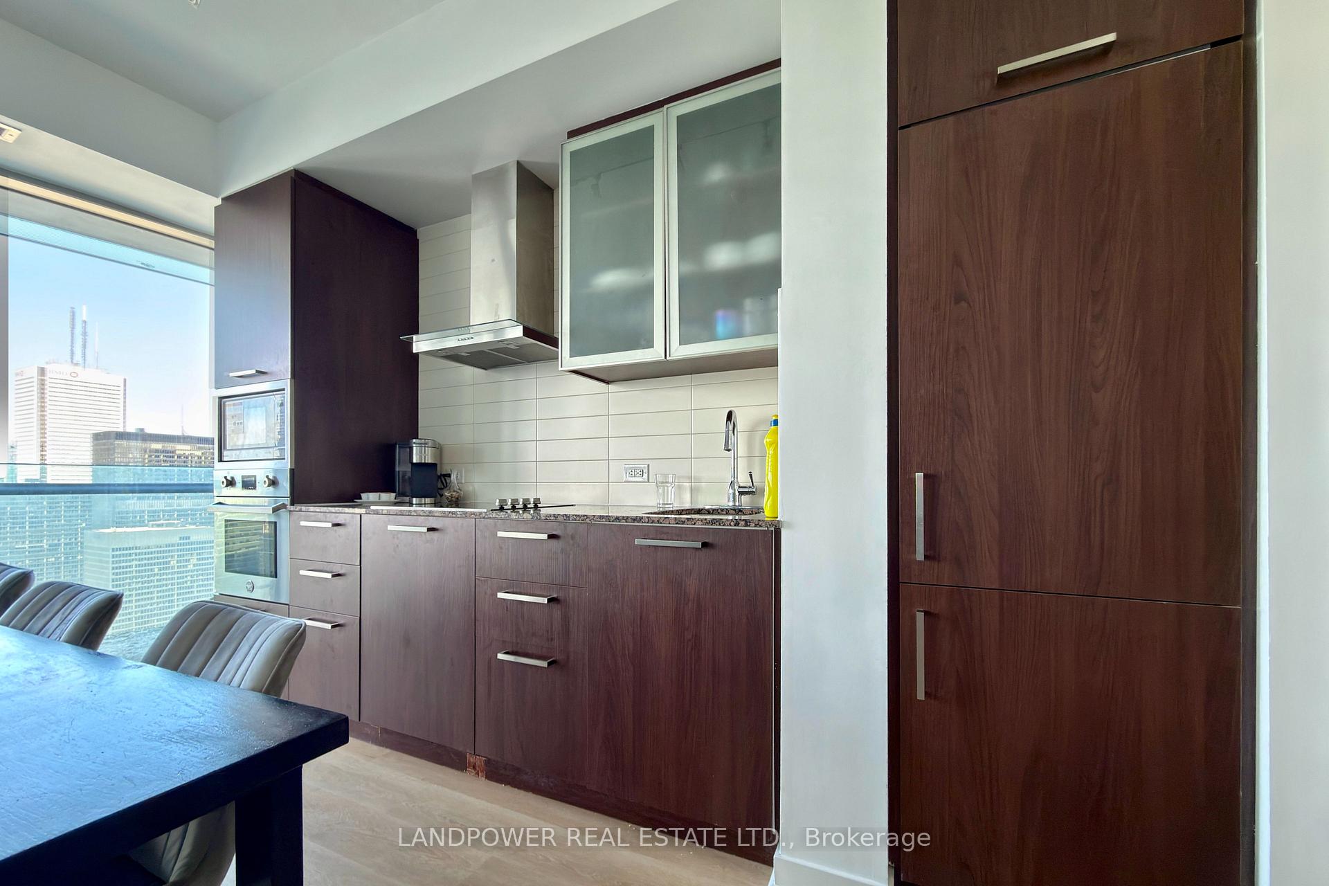 Photo 6 of Unit 6009, 14 York Street, Toronto, Waterfront Communities — HOMEH