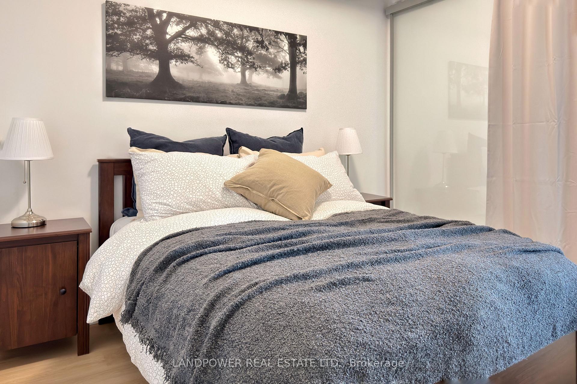 Photo 9 of Unit 6009, 14 York Street, Toronto, Waterfront Communities — HOMEH