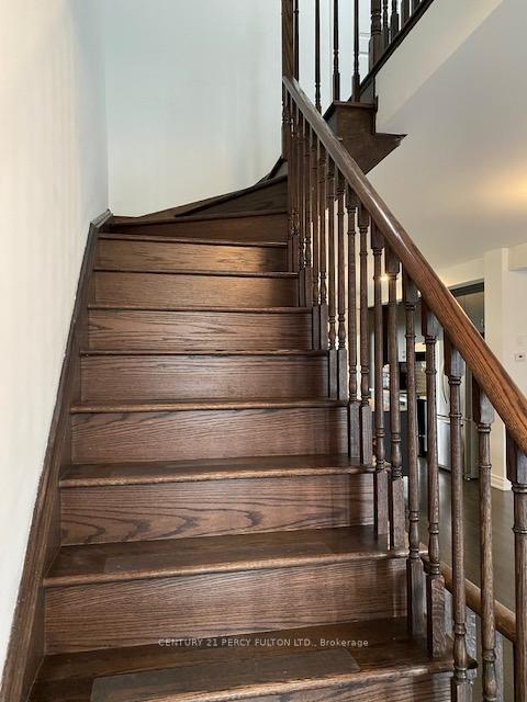 Photo 6 of 47 Dryden Way, Etobicoke, Willowridge-Martingrove-Richview — HOMEH