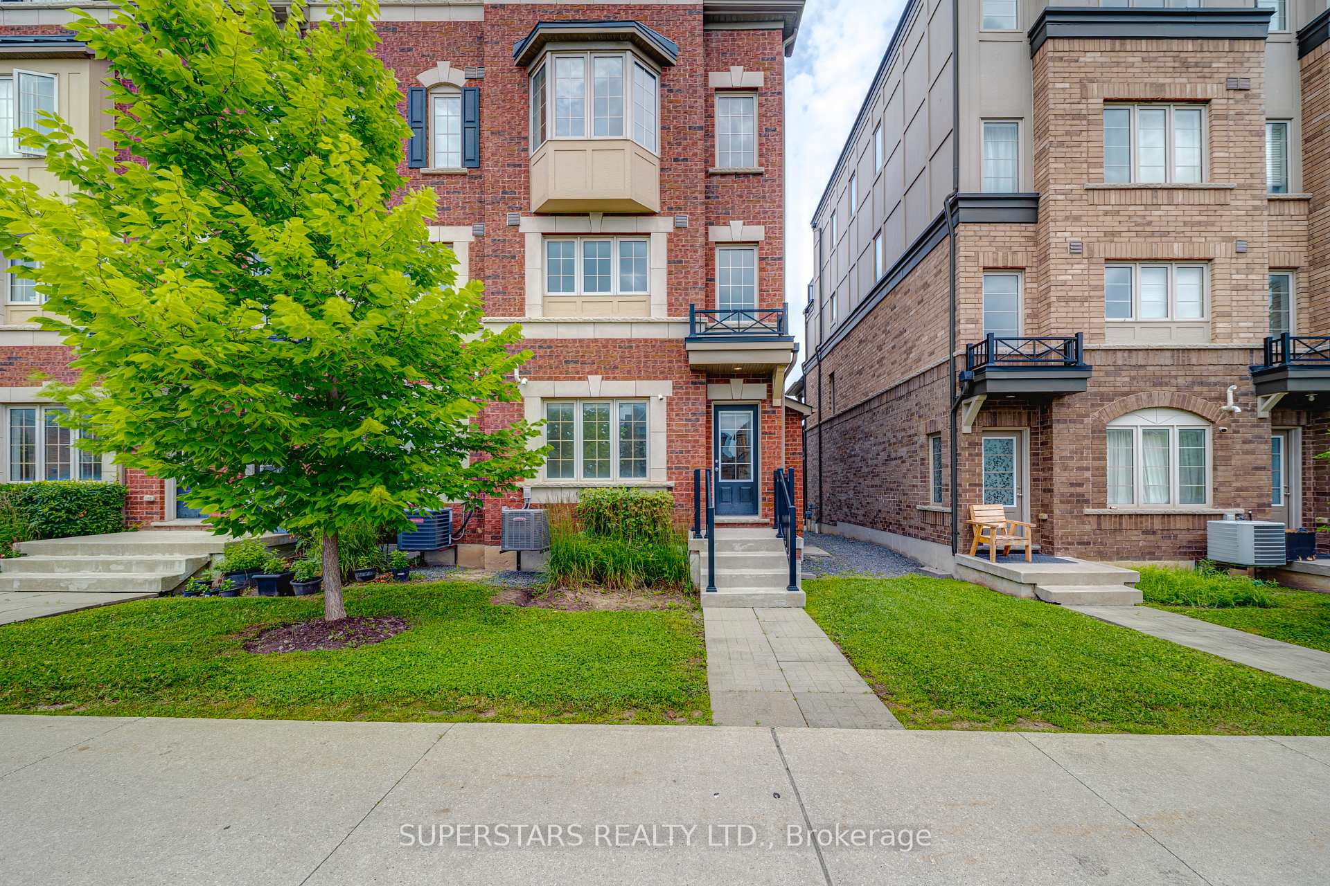 Photo 4 of 2775 Deputy Minister Path, Oshawa, Windfields — HOMEH