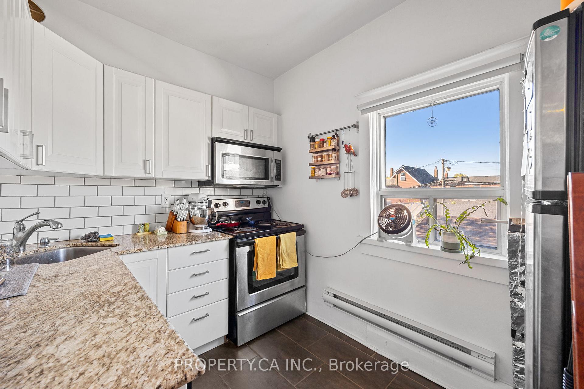 Photo 19 of 396 Roxton Road, Toronto, Palmerston-Little Italy — HOMEH