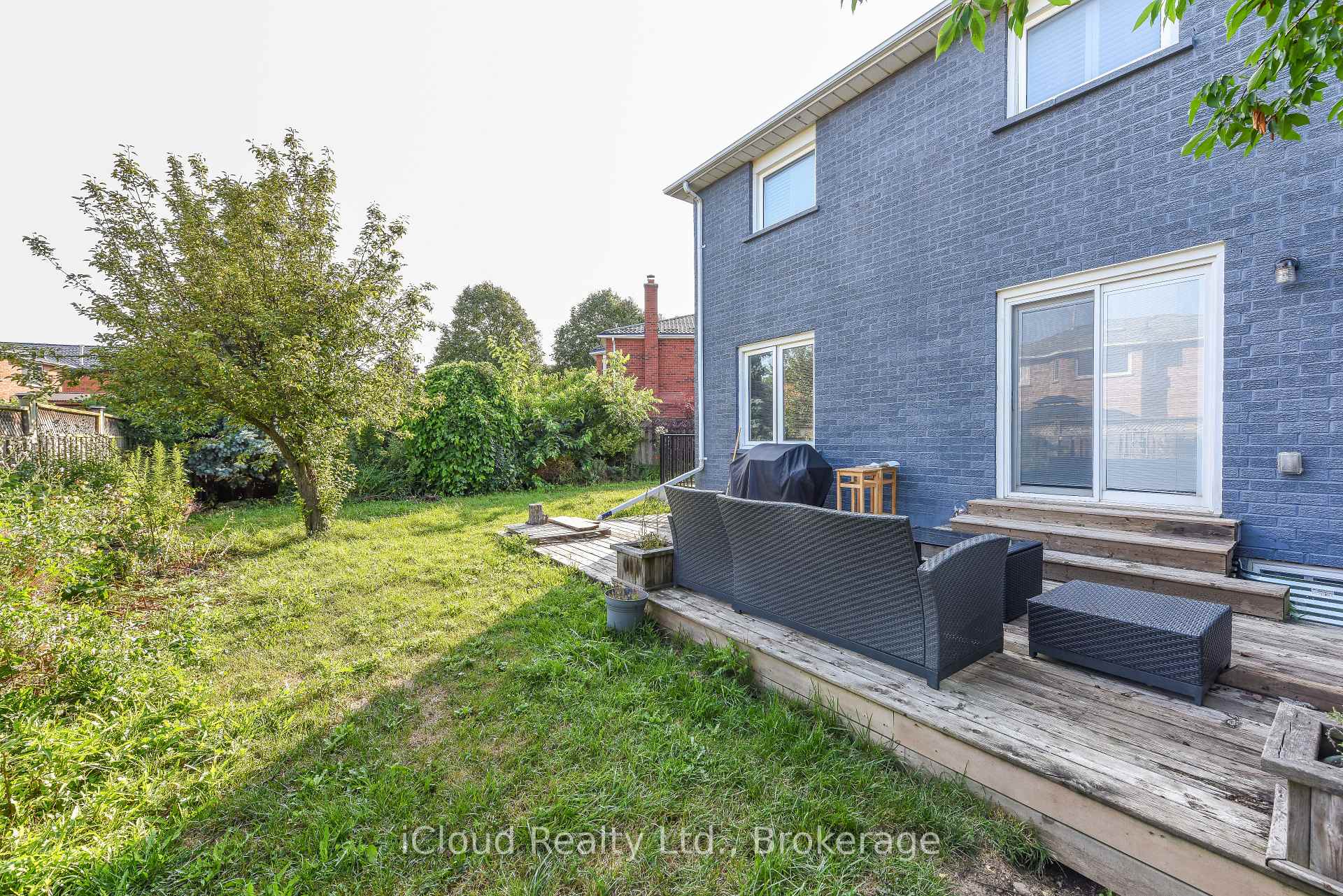 Photo 46 of 8 St Mark Place, Brampton, Northwood Park — HOMEH