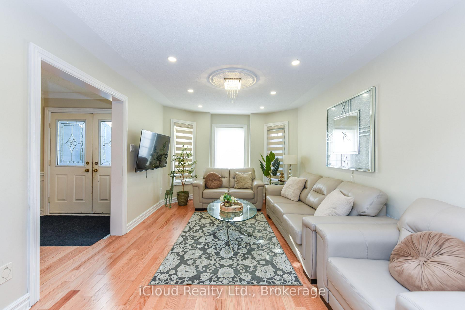 Photo 49 of 8 St Mark Place, Brampton, Northwood Park — HOMEH
