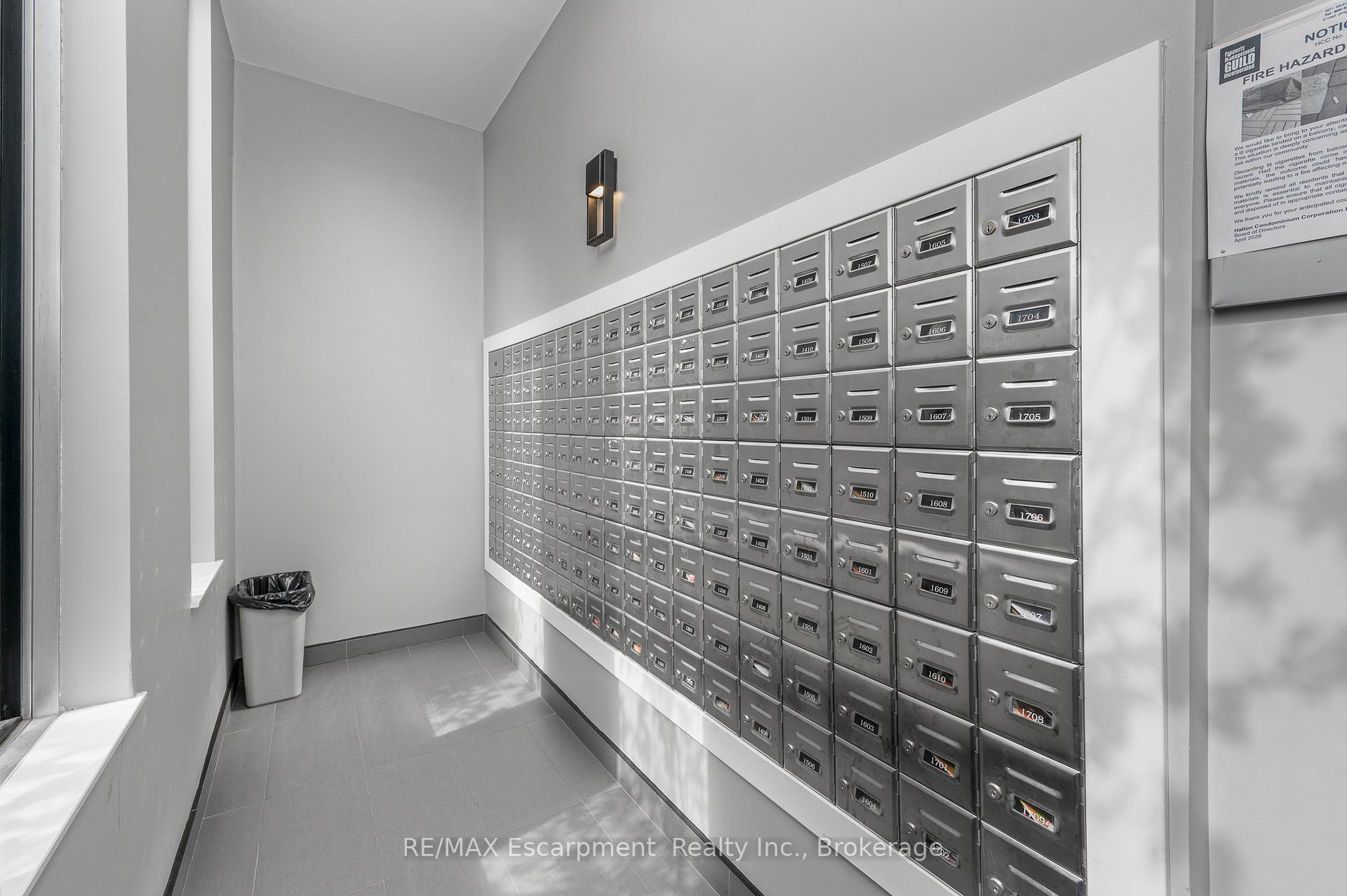 Photo 20 of Unit 1501, 975 Warwick Court, Burlington, LaSalle — HOMEH