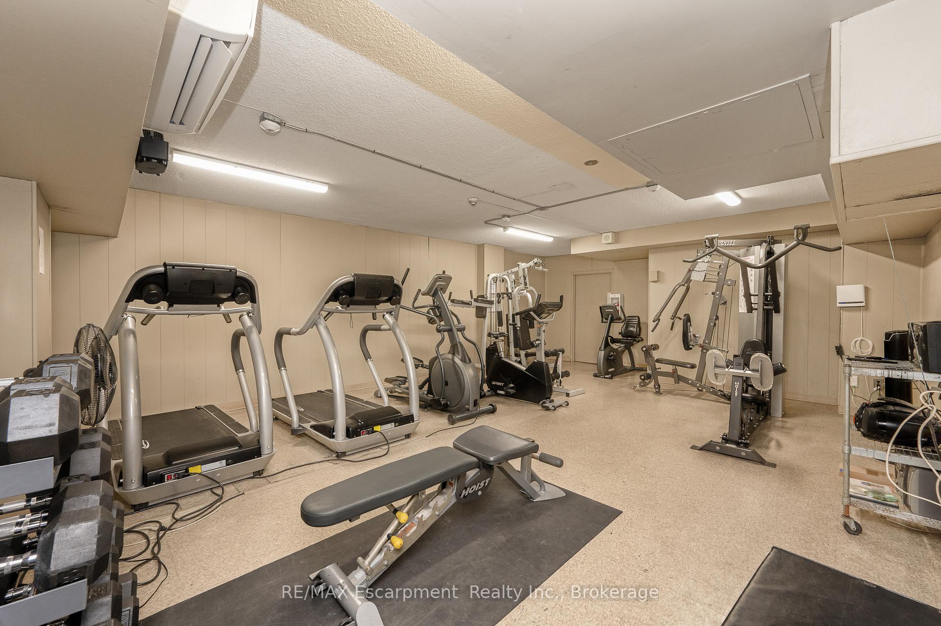 Photo 21 of Unit 1501, 975 Warwick Court, Burlington, LaSalle — HOMEH