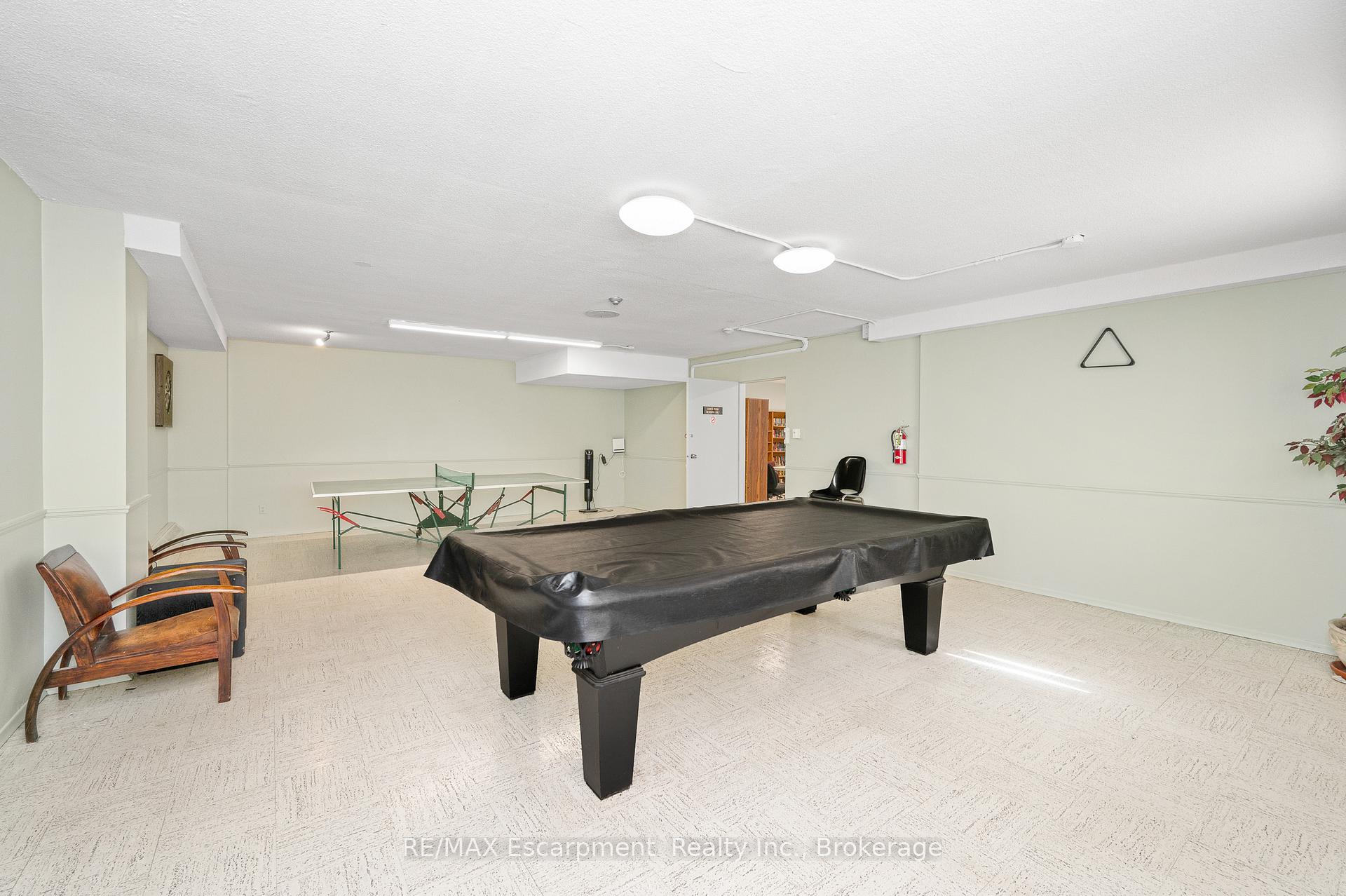 Photo 23 of Unit 1501, 975 Warwick Court, Burlington, LaSalle — HOMEH