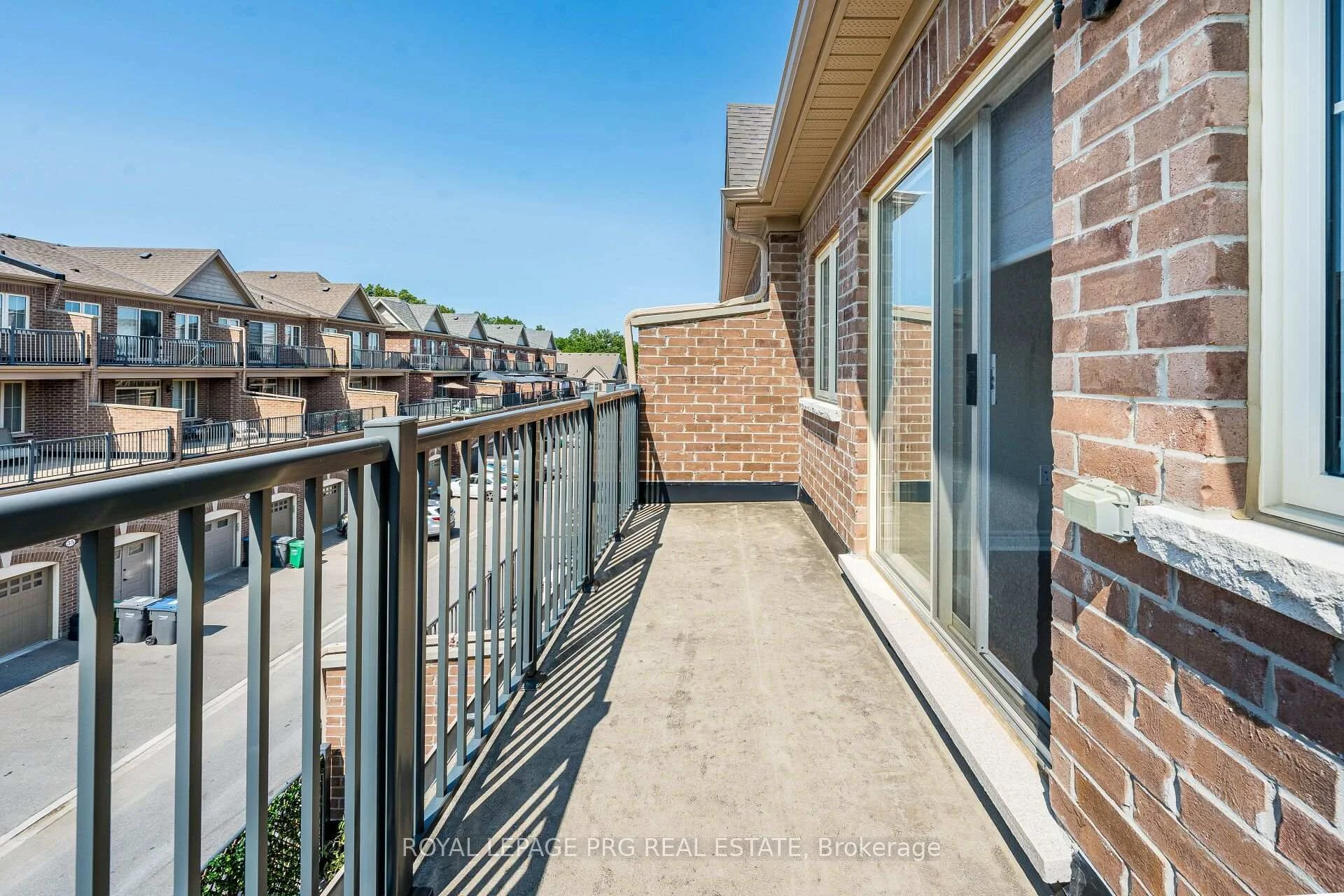 Photo 44 of 30 Remembrance Road, Brampton, Northwest Brampton — HOMEH