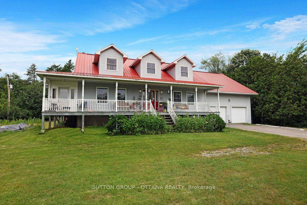Photo 2 of 595 Holbrook Road, Montague, Montague Twp — HOMEH