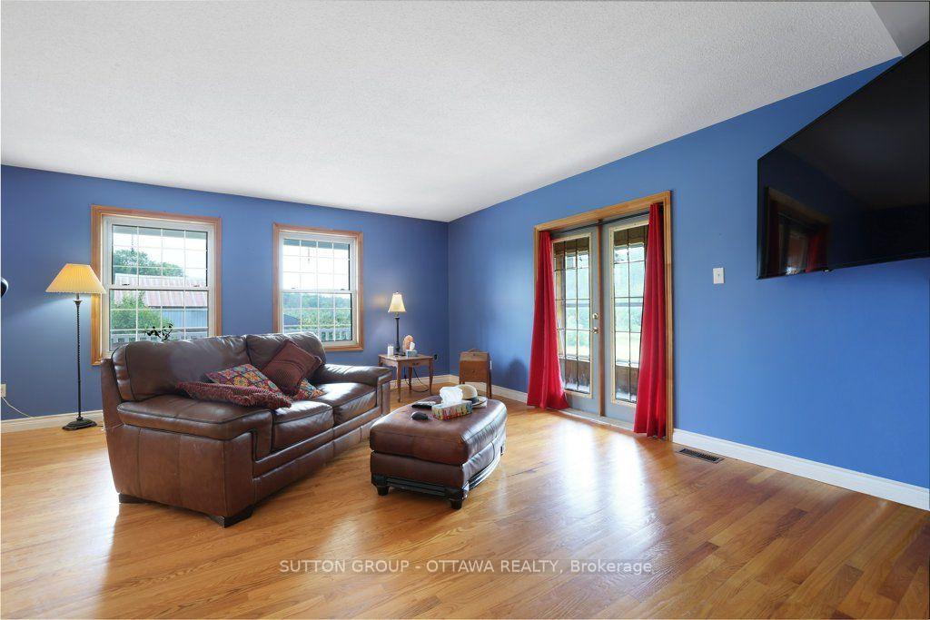 Photo 7 of 595 Holbrook Road, Montague, Montague Twp — HOMEH