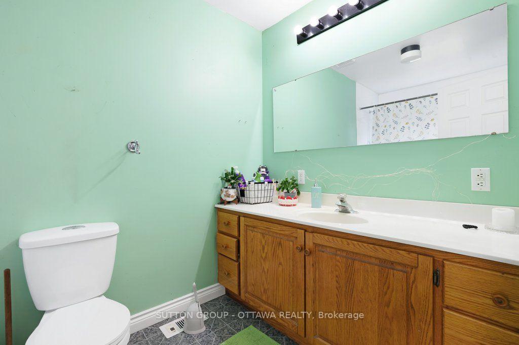 Photo 15 of 595 Holbrook Road, Montague, Montague Twp — HOMEH