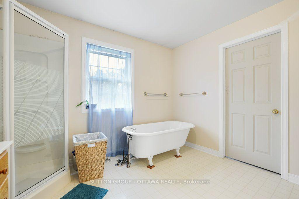 Photo 32 of 595 Holbrook Road, Montague, Montague Twp — HOMEH