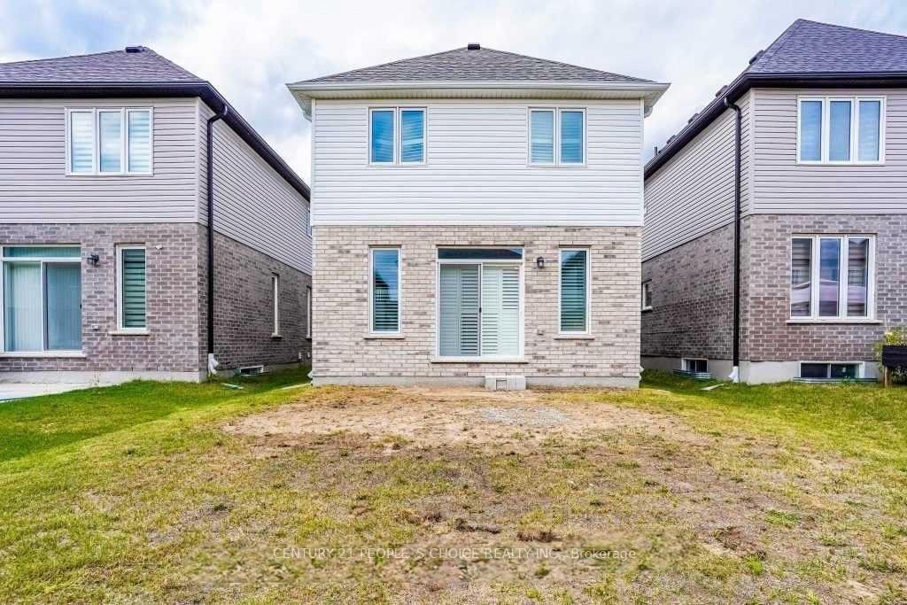 Photo 4 of 213 Sedgewood Street, Kitchener, Doon South — HOMEH