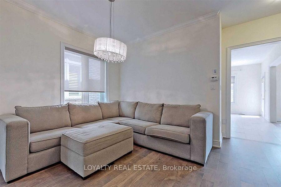 Photo 10 of 11 Mayapple Lane, Richmond Hill, Oak Ridges — HOMEH
