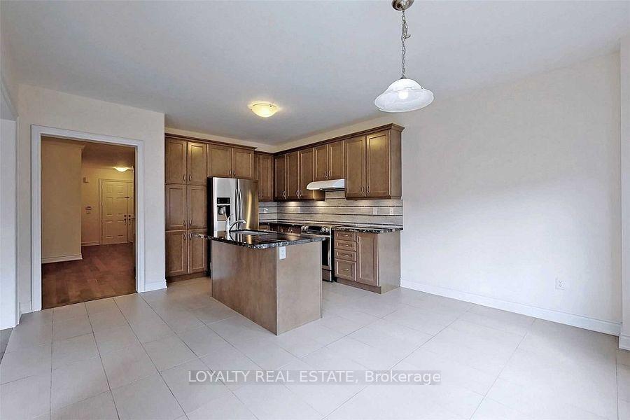 Photo 17 of 11 Mayapple Lane, Richmond Hill, Oak Ridges — HOMEH