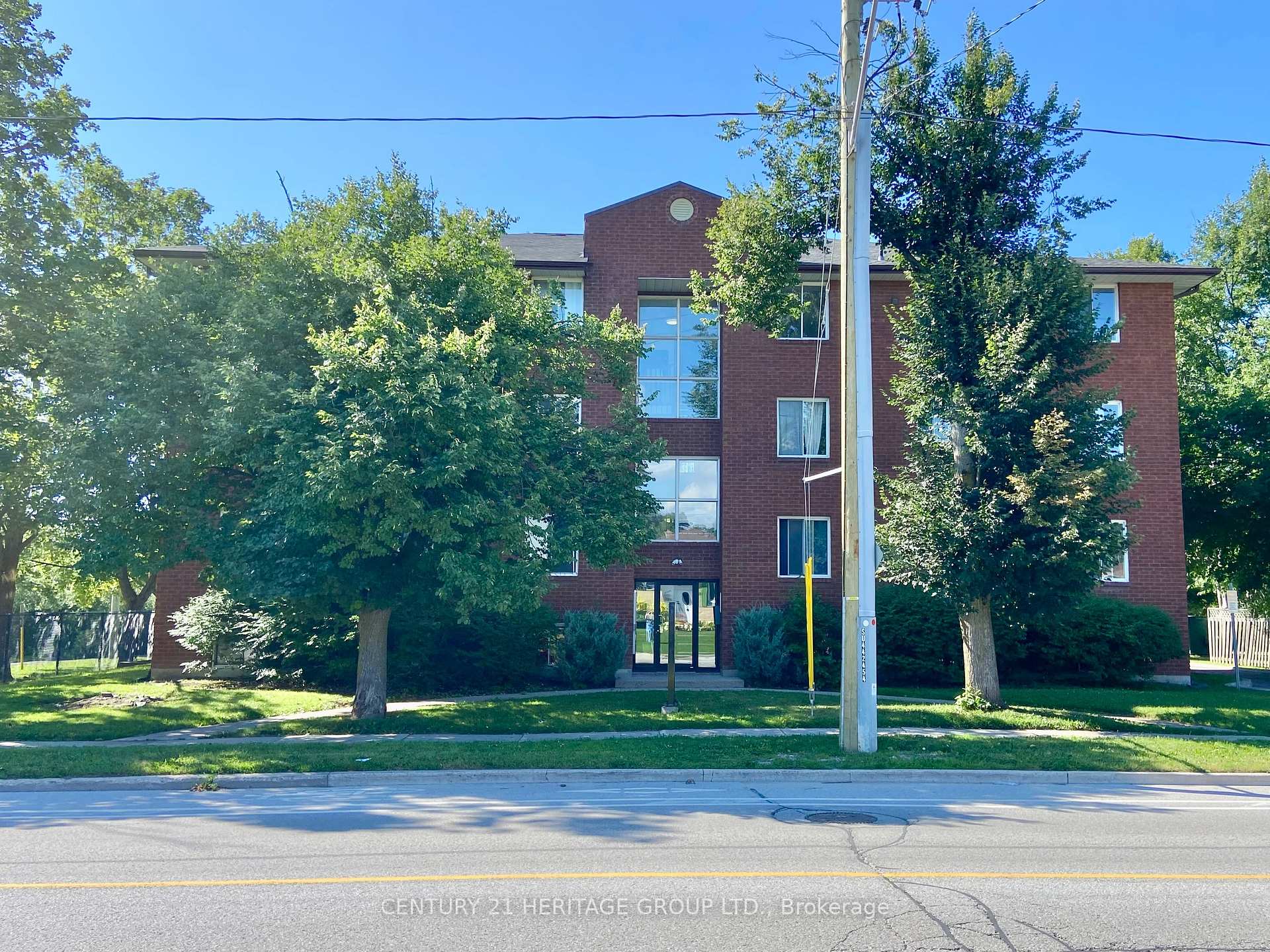 Photo 2 of Unit 302, 170 Grove Street E, Barrie, Wellington — HOMEH