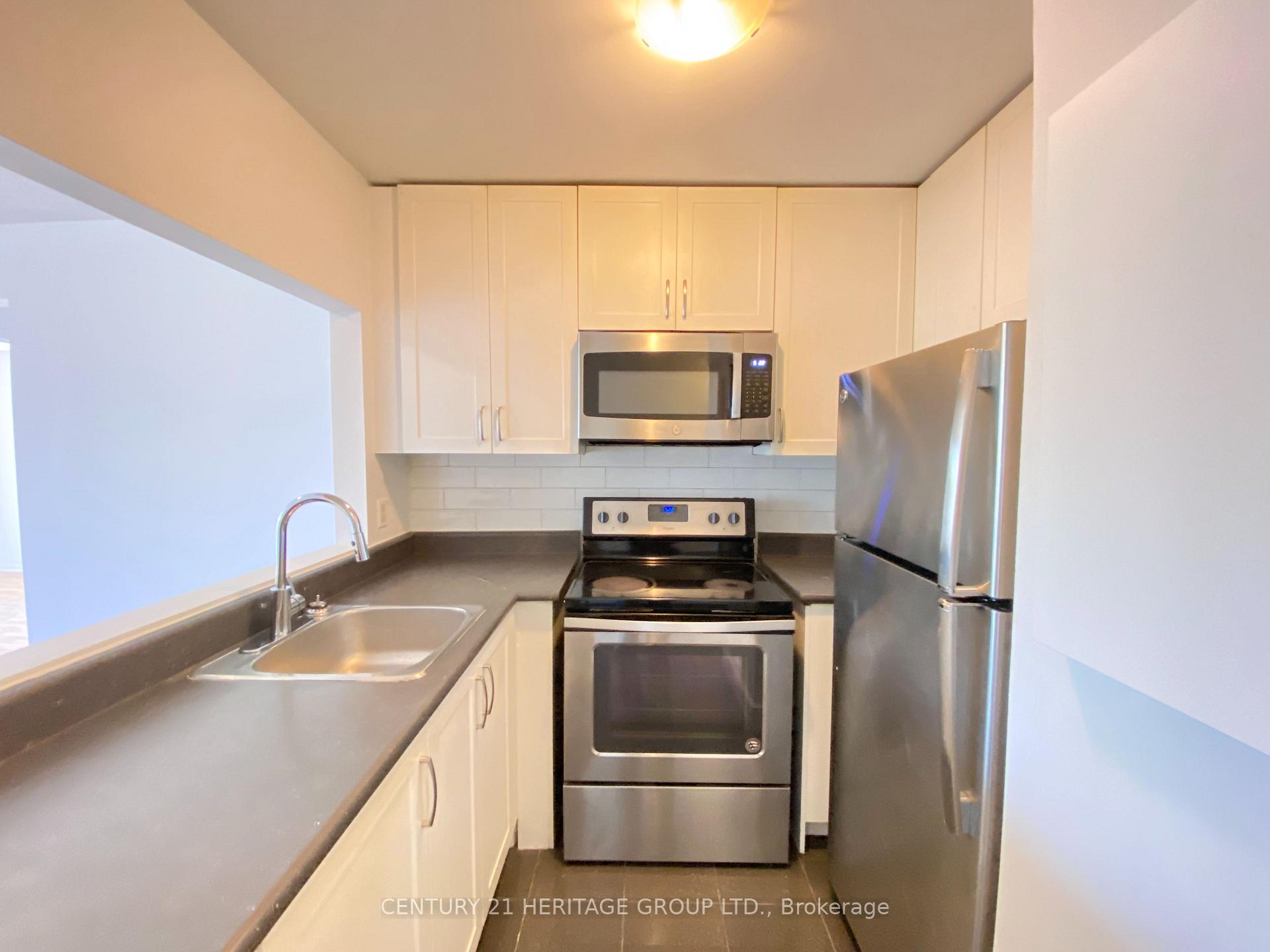 Photo 5 of Unit 302, 170 Grove Street E, Barrie, Wellington — HOMEH