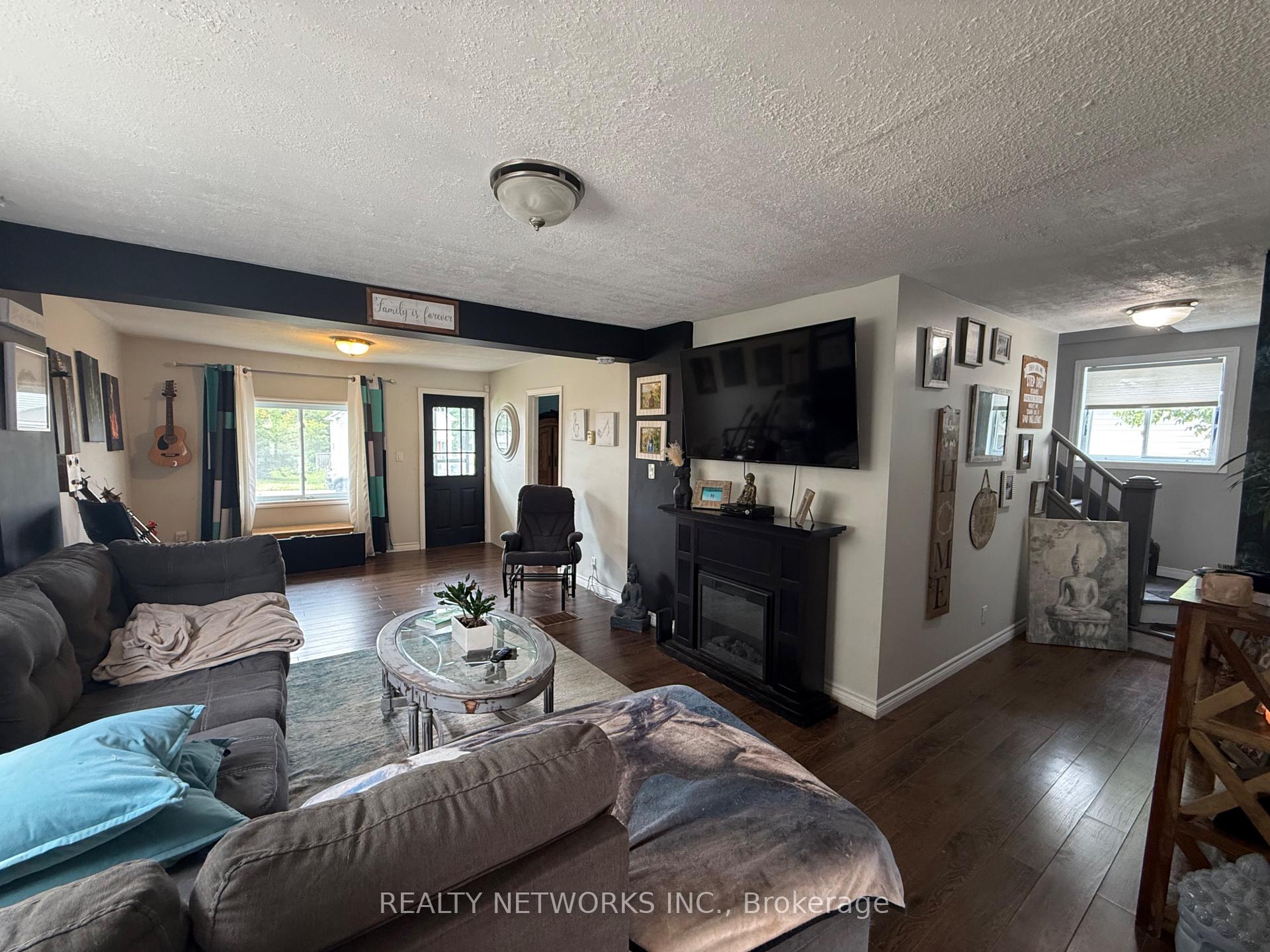 Photo 2 of 60 O'brian Avenue, Timmins, SP - Main Area — HOMEH