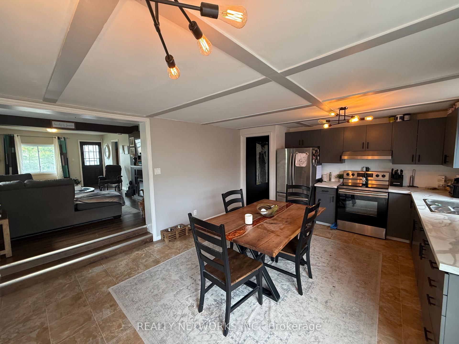 Photo 7 of 60 O'brian Avenue, Timmins, SP - Main Area — HOMEH