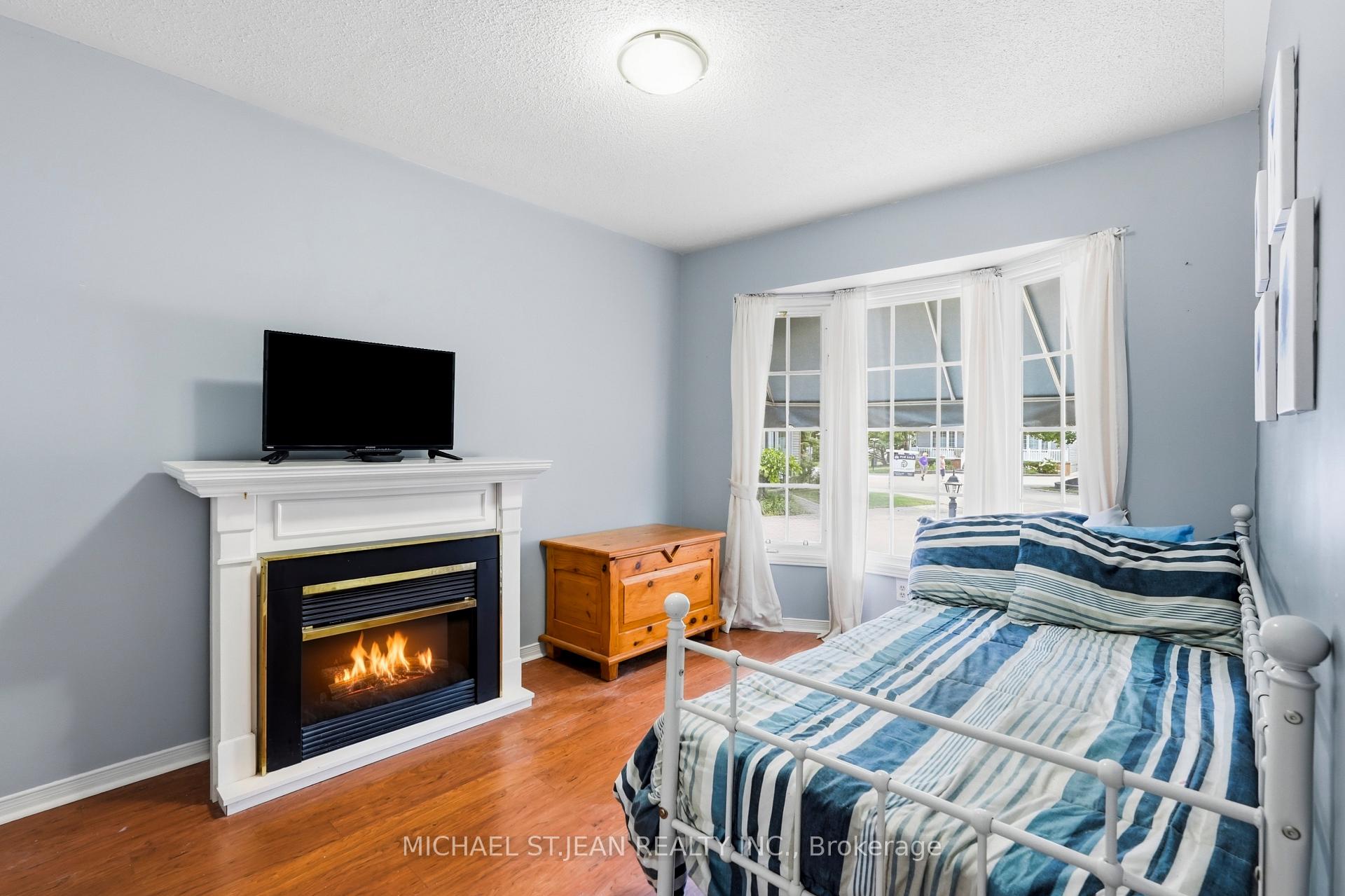 Photo 23 of 225 Silverbirch Boulevard, Hamilton, Rural Glanbrook — HOMEH