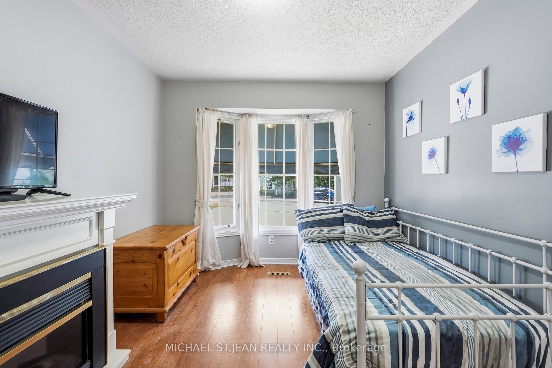 Photo 24 of 225 Silverbirch Boulevard, Hamilton, Rural Glanbrook — HOMEH