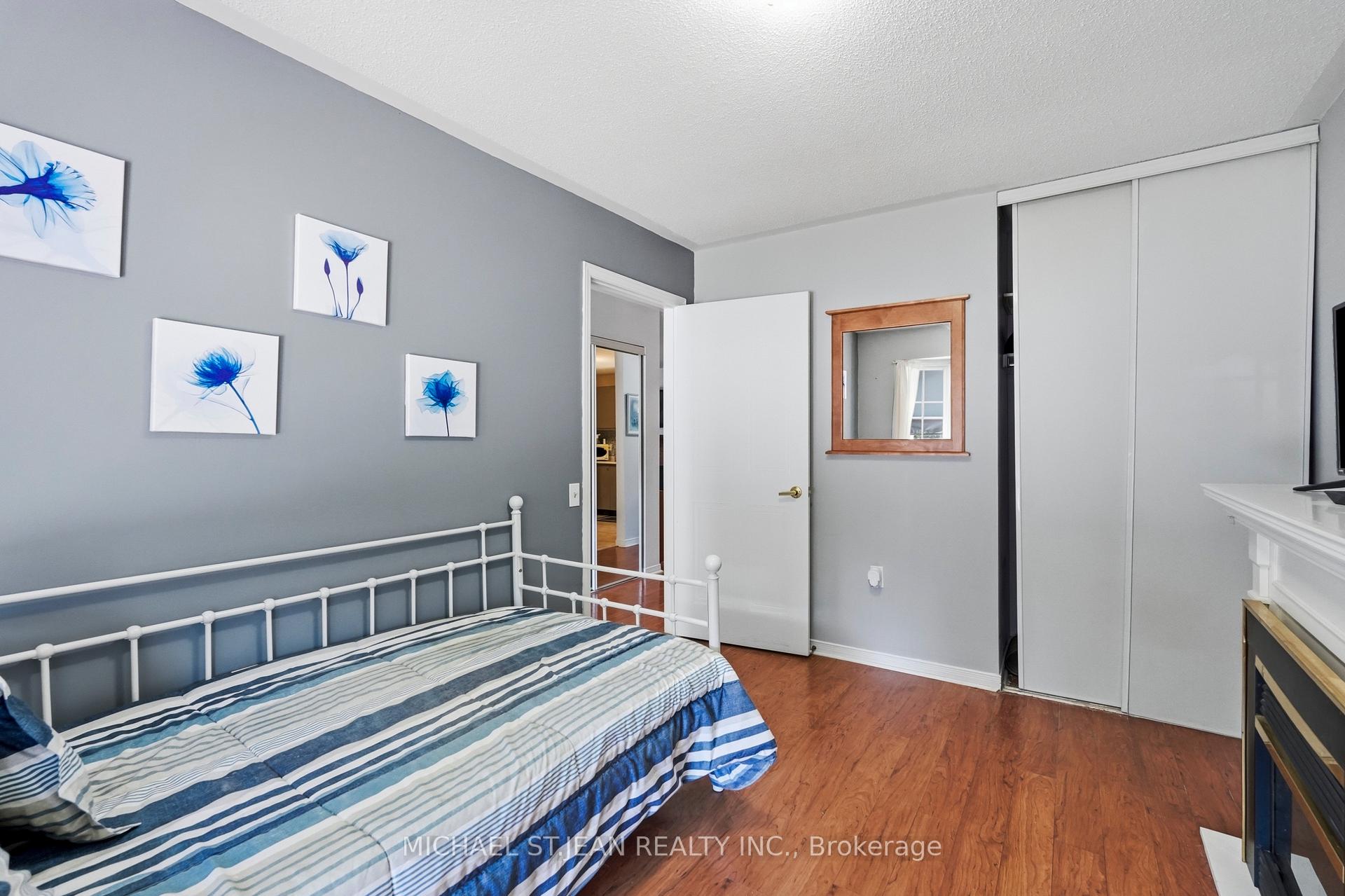 Photo 25 of 225 Silverbirch Boulevard, Hamilton, Rural Glanbrook — HOMEH