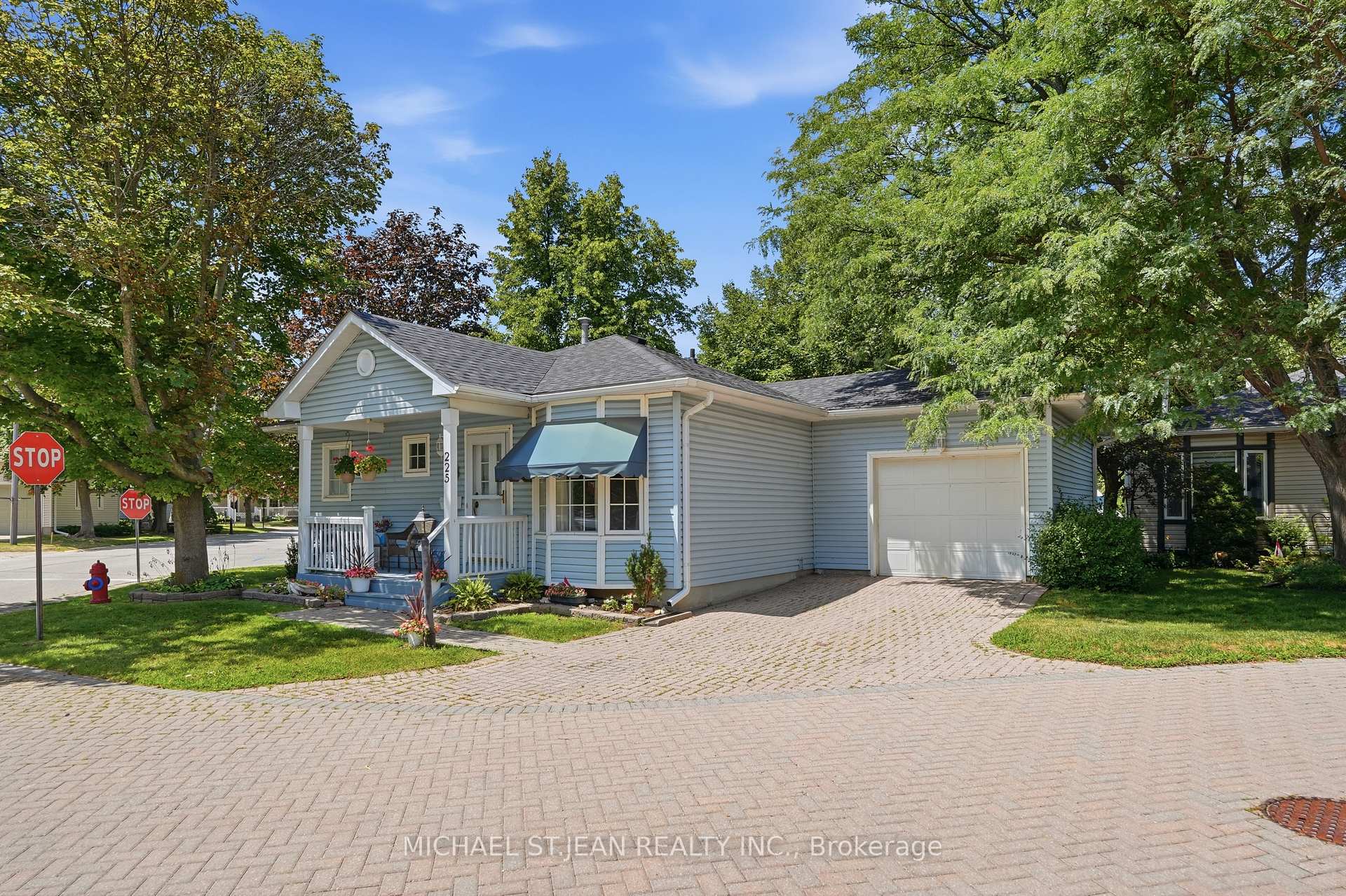 Photo 33 of 225 Silverbirch Boulevard, Hamilton, Rural Glanbrook — HOMEH