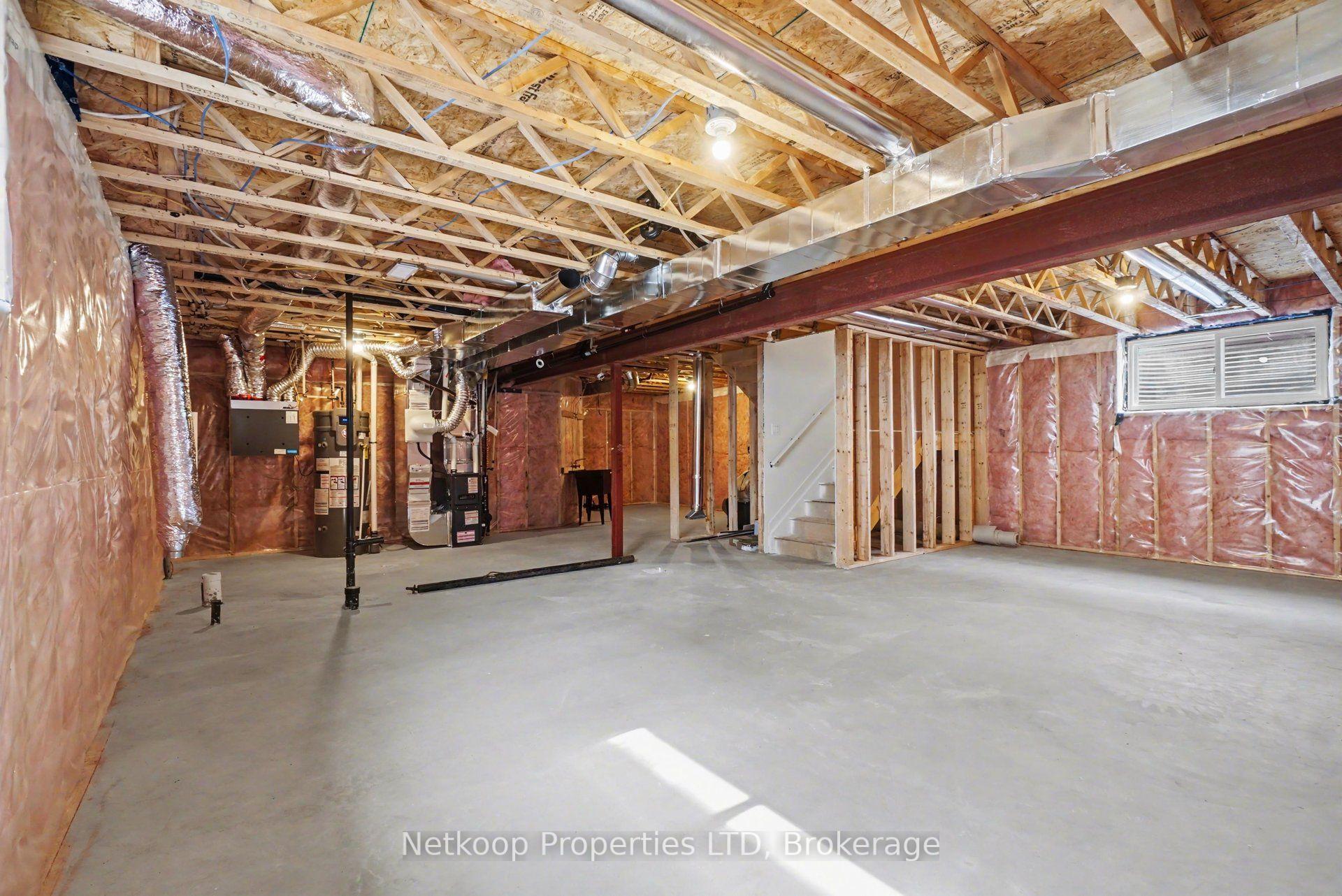 Photo 22 of 250 Sam Avenue, Russell, Embrun — HOMEH
