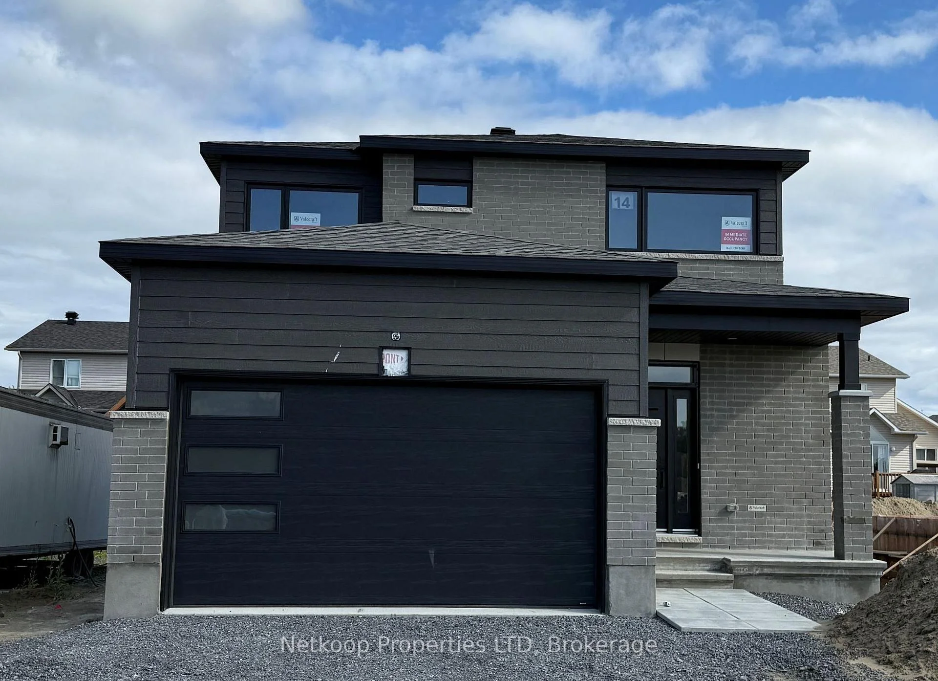 Photo 2 of 250 Sam Avenue, Russell, Embrun — HOMEH