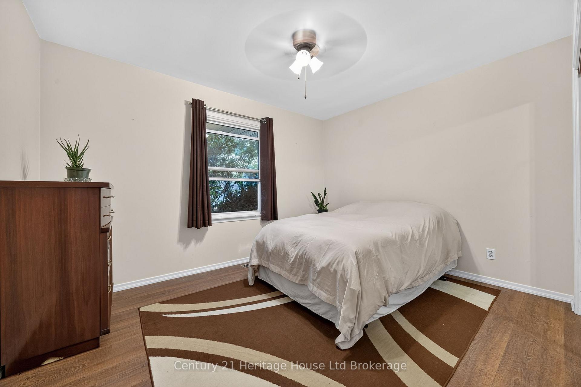 Photo 31 of 54 Glendale Drive, Tillsonburg — HOMEH