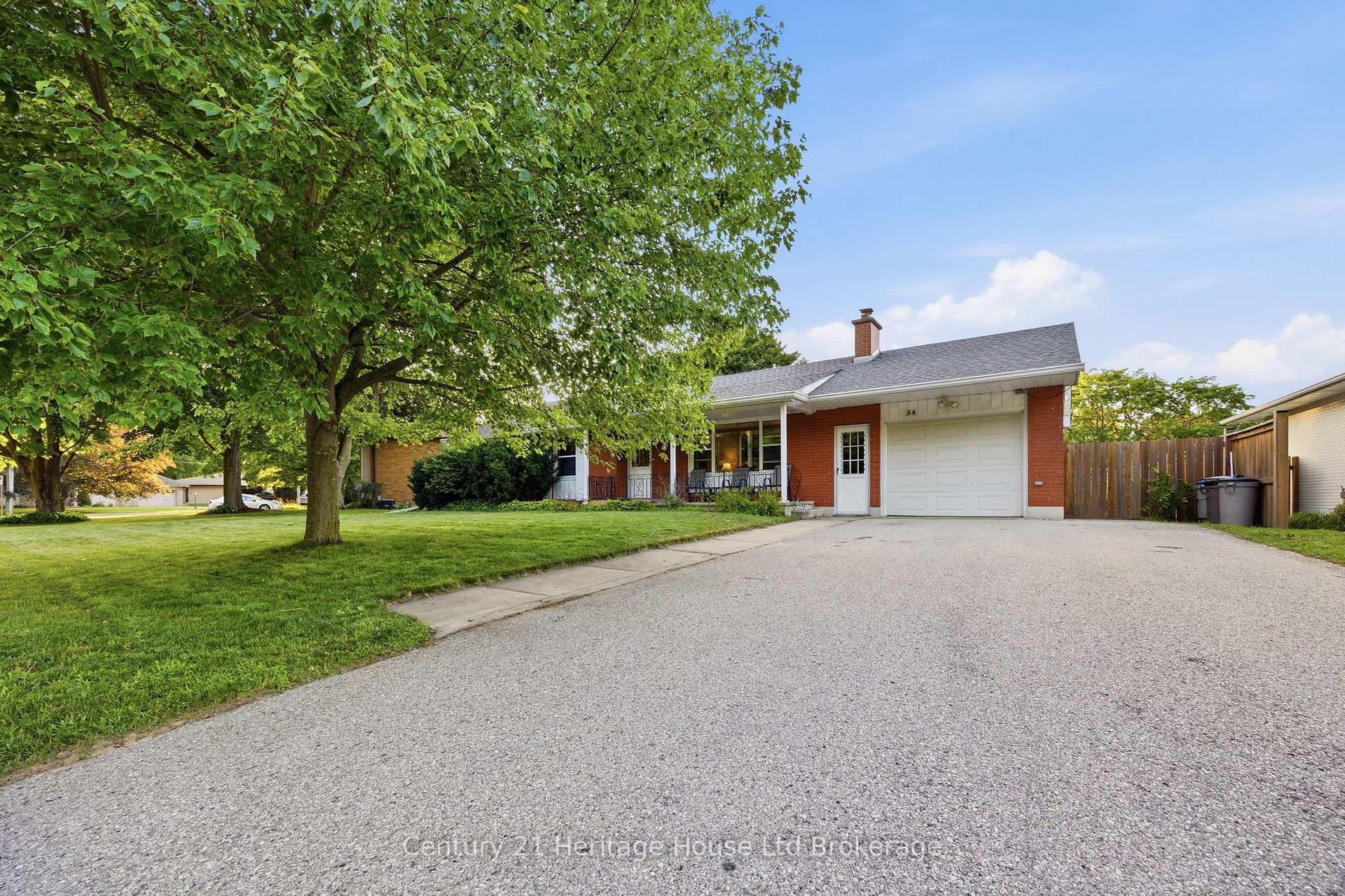 Photo 65 of 54 Glendale Drive, Tillsonburg — HOMEH