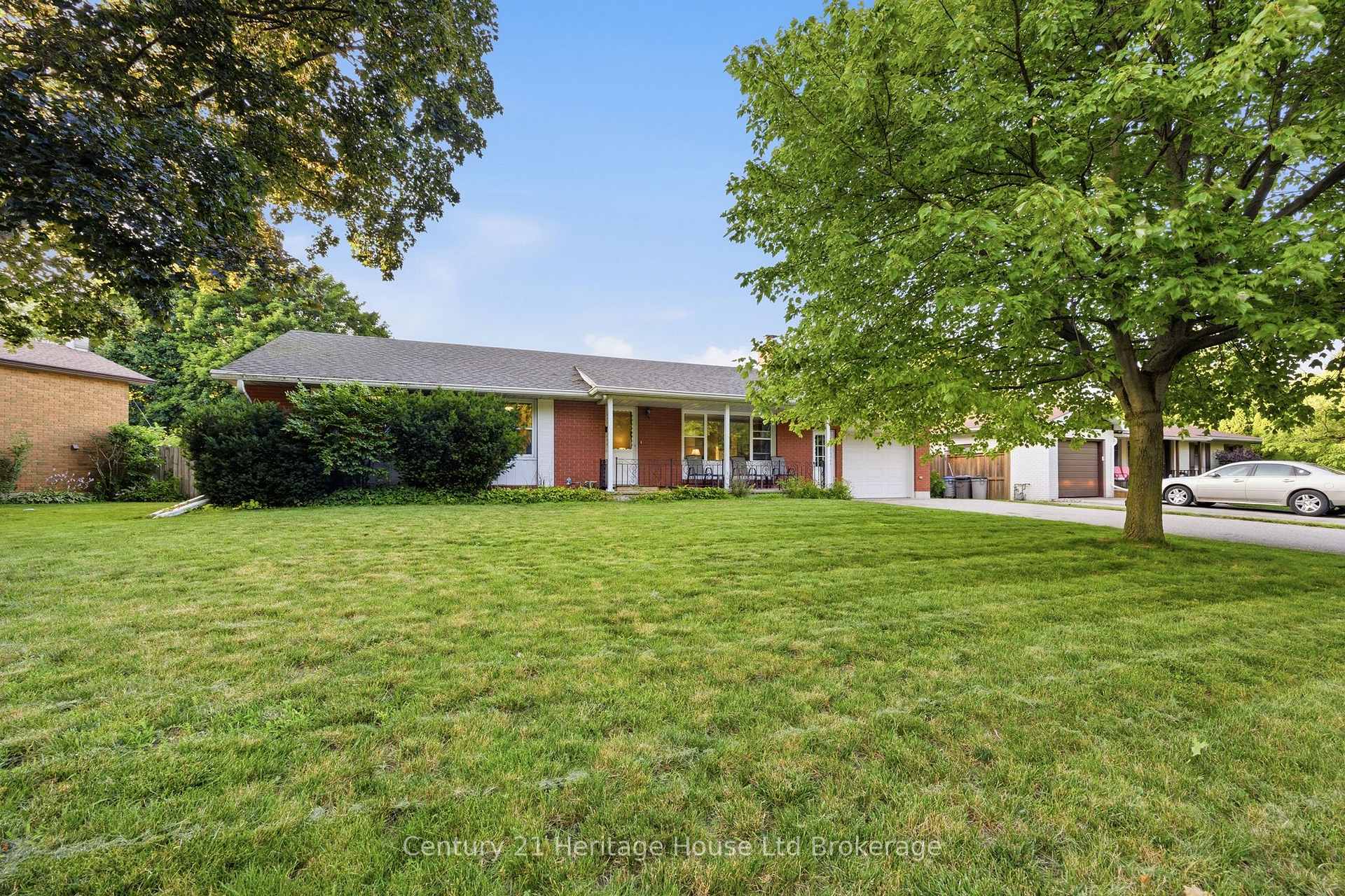 Photo 66 of 54 Glendale Drive, Tillsonburg — HOMEH
