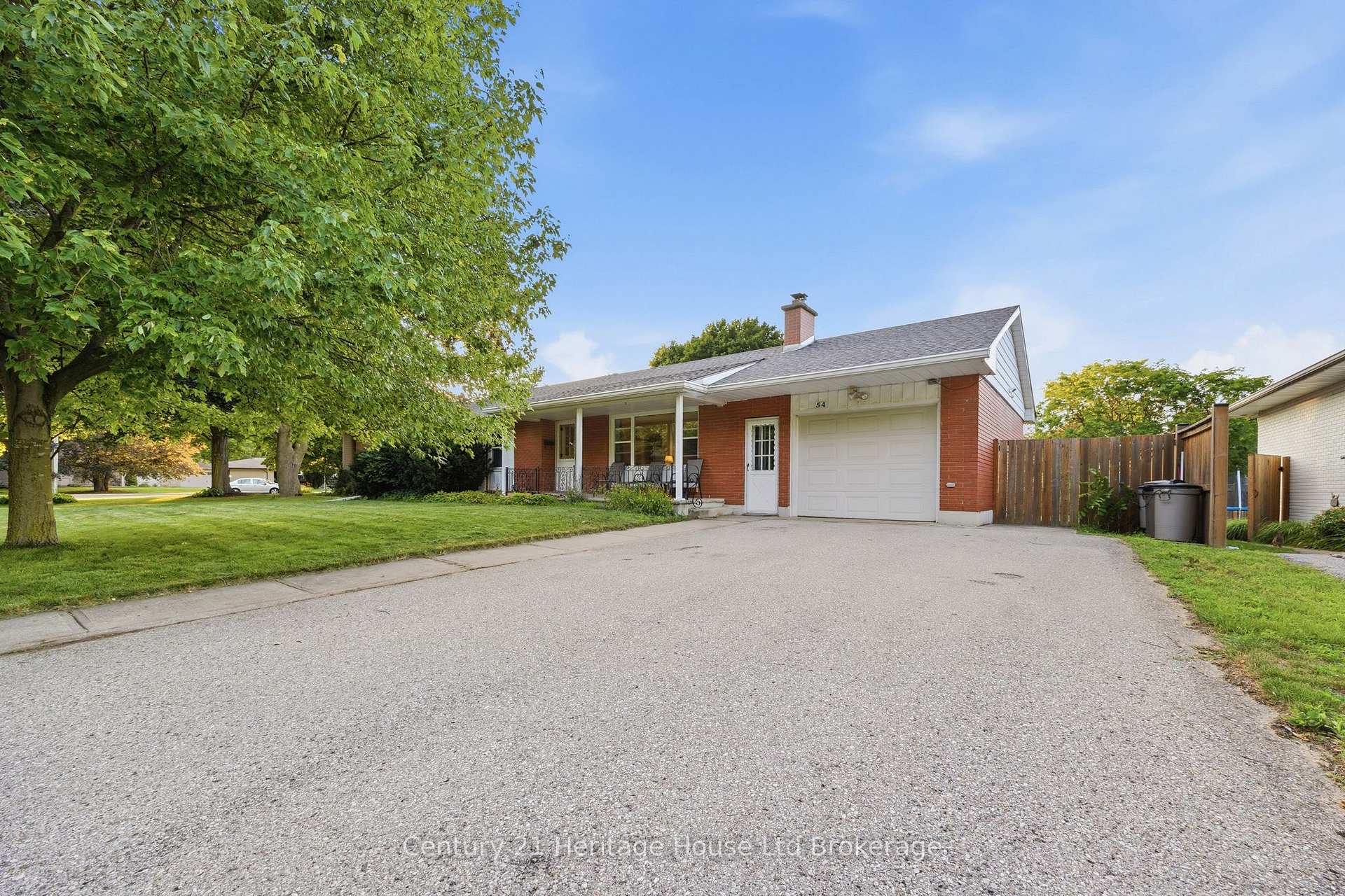 Photo 67 of 54 Glendale Drive, Tillsonburg — HOMEH