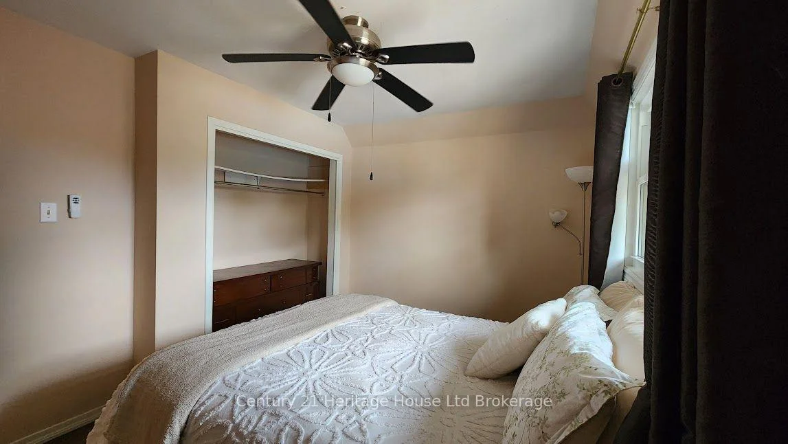 Photo 26 of 54 Glendale Drive, Tillsonburg — HOMEH