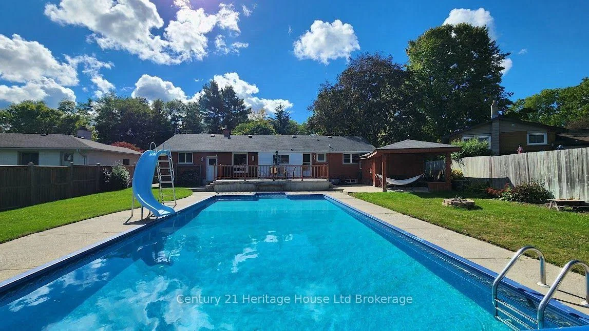 Photo 53 of 54 Glendale Drive, Tillsonburg — HOMEH