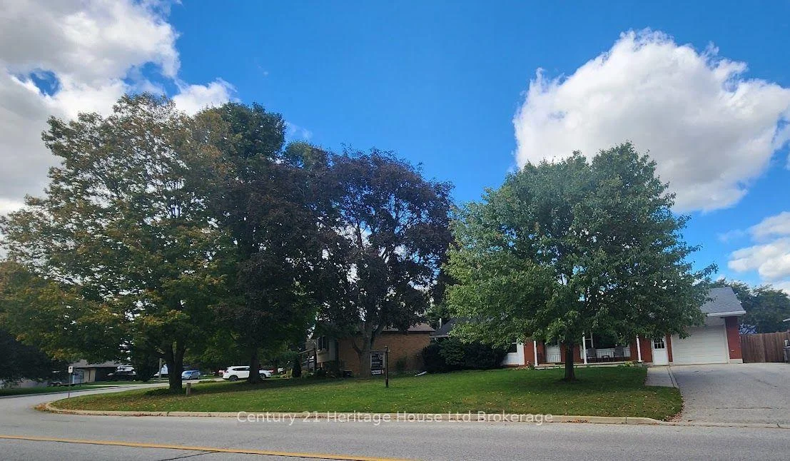 Photo 59 of 54 Glendale Drive, Tillsonburg — HOMEH