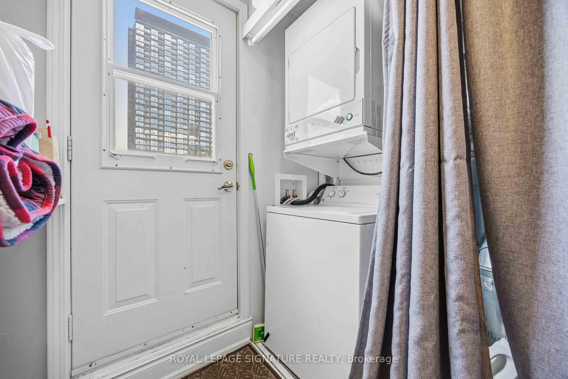 Photo 10 of Unit 616, 38 Western Battery Road, Toronto, Niagara — HOMEH
