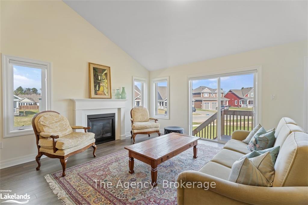 Photo 19 of 27 Stother Crescent, Bracebridge, Macaulay — HOMEH