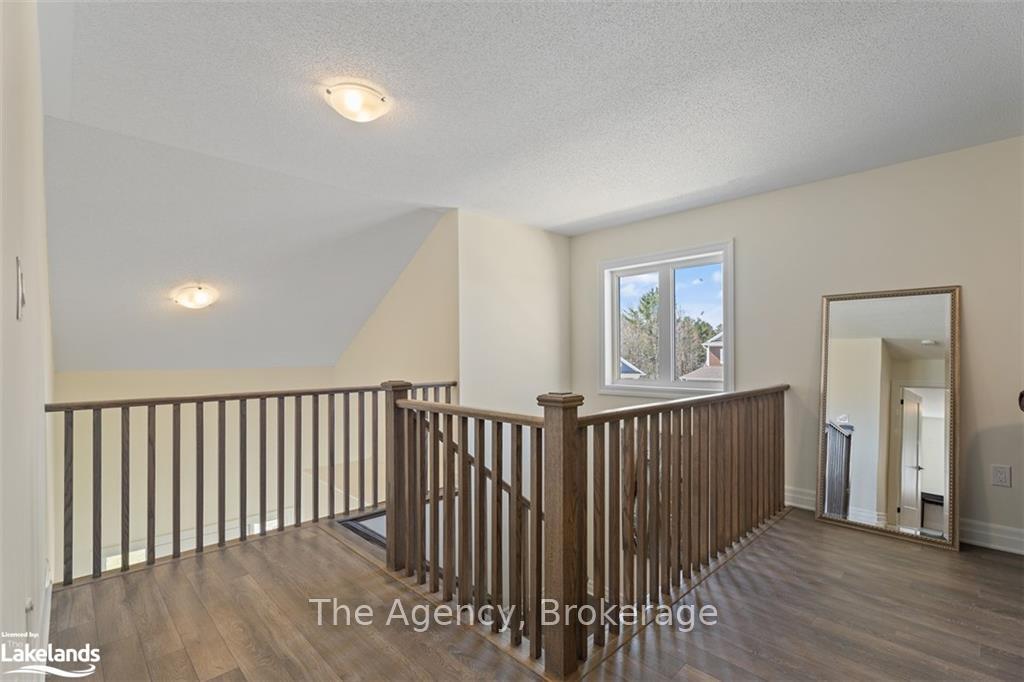Photo 30 of 27 Stother Crescent, Bracebridge, Macaulay — HOMEH