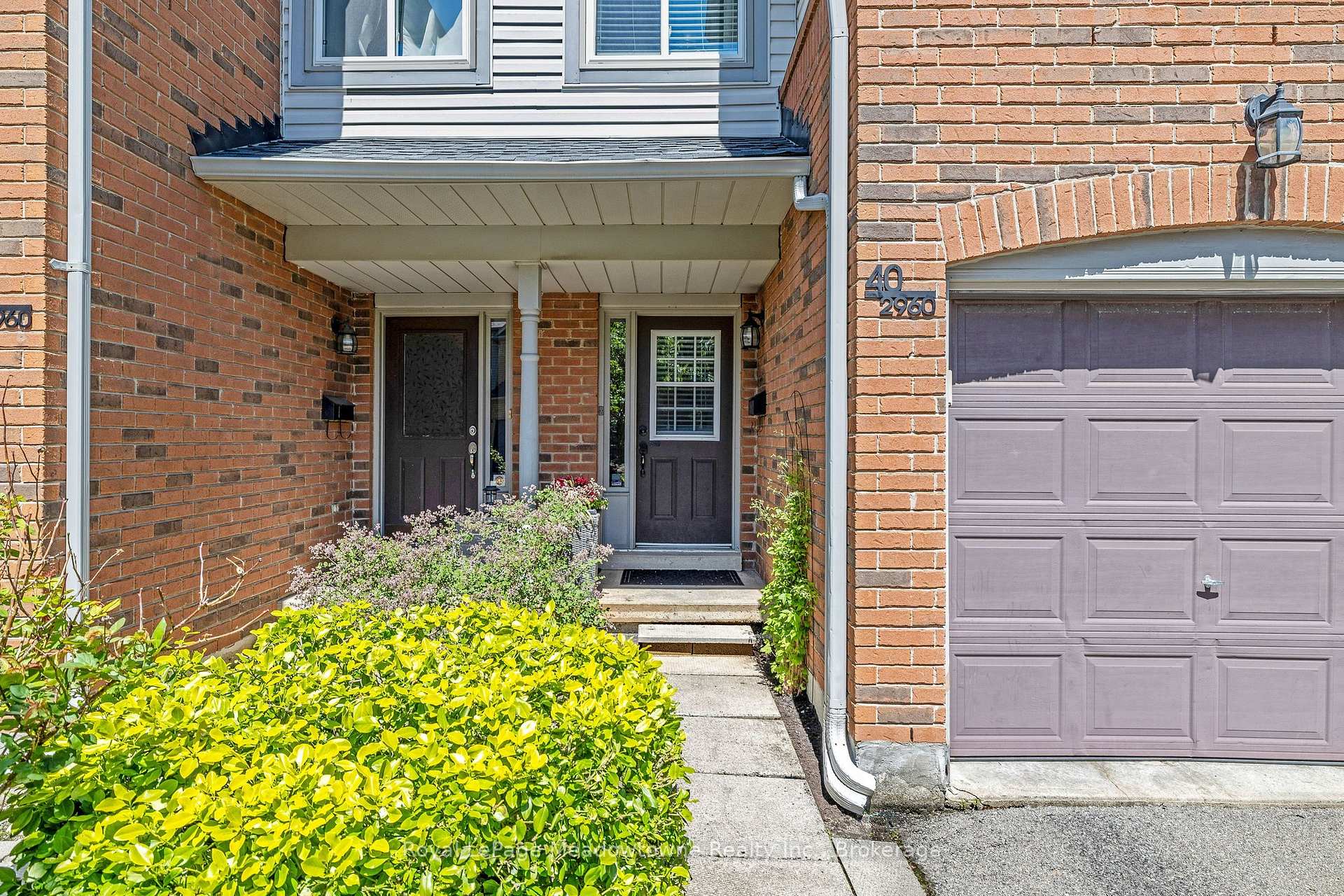 Photo 4 of Unit 40, 2960 Headon Forest Drive, Burlington, Headon — HOMEH
