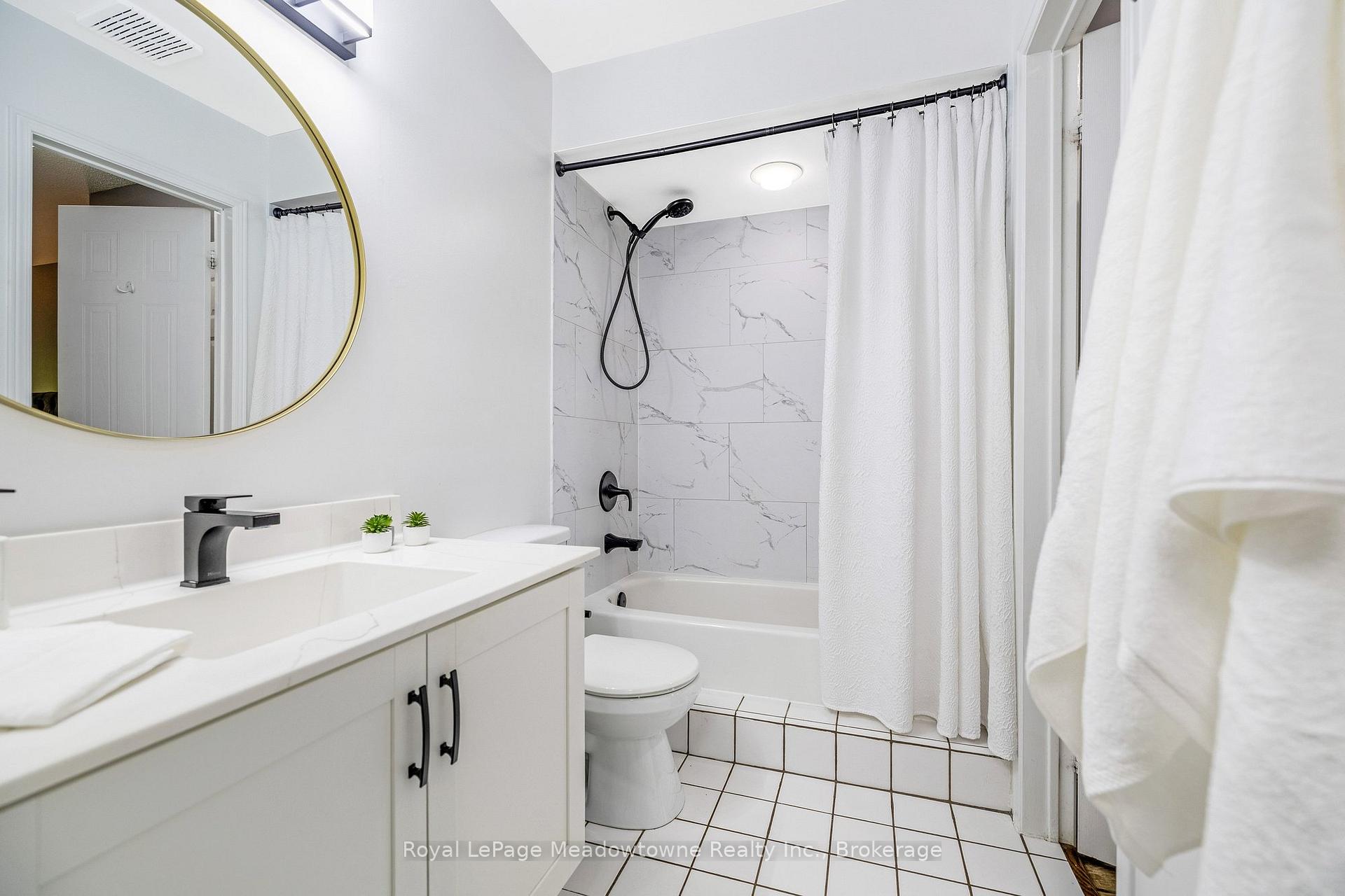 Photo 21 of Unit 40, 2960 Headon Forest Drive, Burlington, Headon — HOMEH